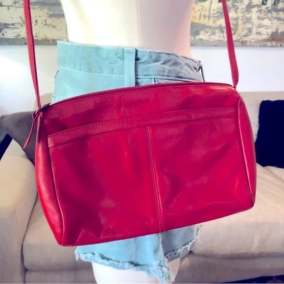 Vintage Leather Shoulder Bag - Picture 5 of 16